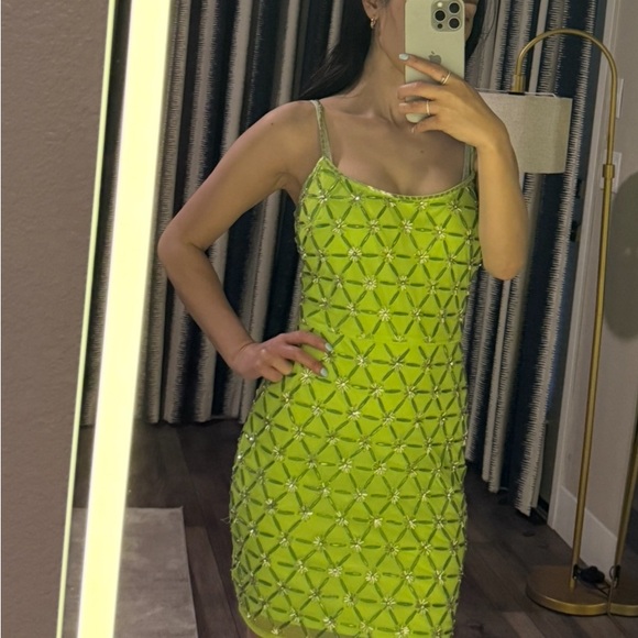 Mac Duggal Green Slip Mini Dress for Night Out - Picture 2 of 6